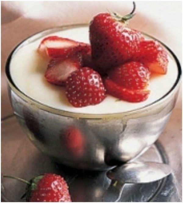 Το γλυκό που…αδυνατίζει! Μους λεμόνι με φράουλες!