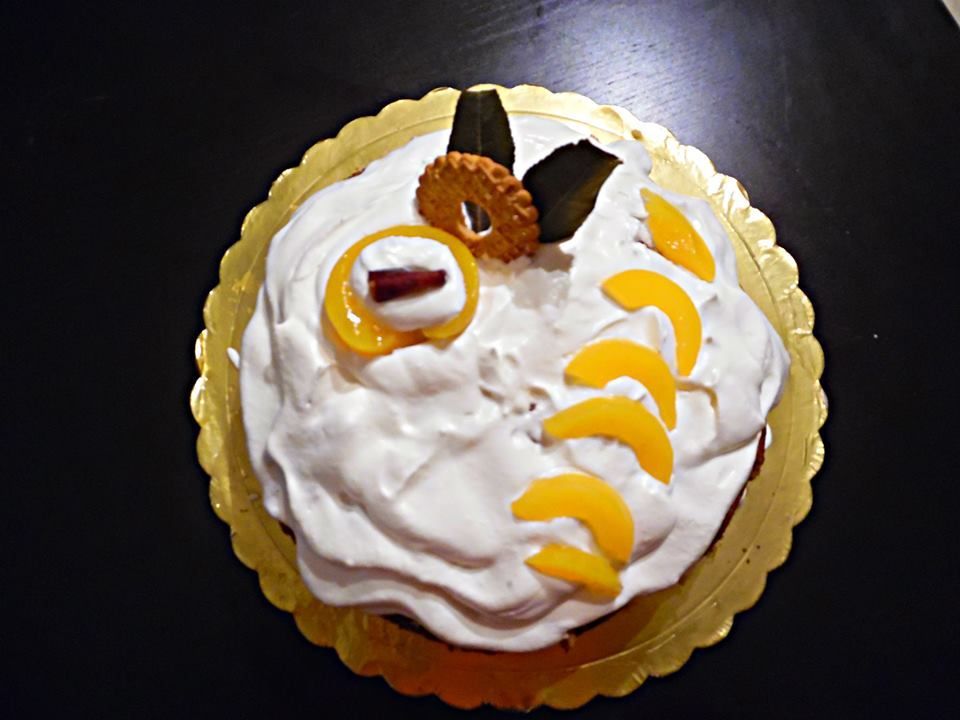 ροδακινοπιτα