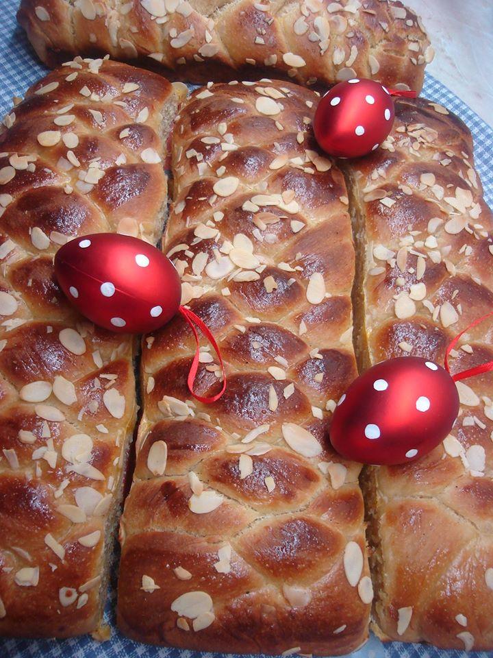 Φανταστικά τσουρέκια χωρίς φούσκωμα!