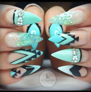 20-ekpliktika-mple-manikiour3_