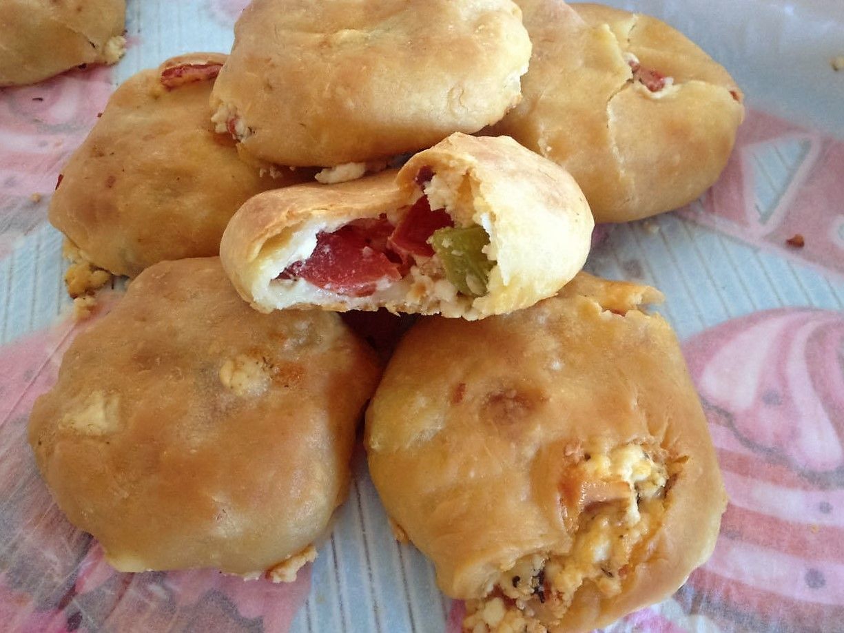 Πιτακια με γεμιση πιτσας daddy-cool.gr pitakia-me-gemisi-pitsas2