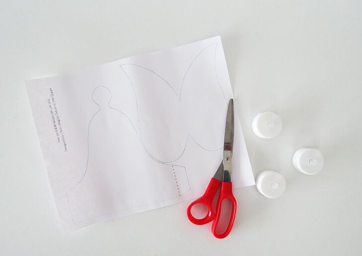 perni-ena-kommati-chartoni-ke-ftiachni-panemorfa-christougenniatika-angelakia1_