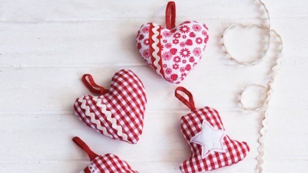 efkoles-christougenniatikes-diakosmisis16_