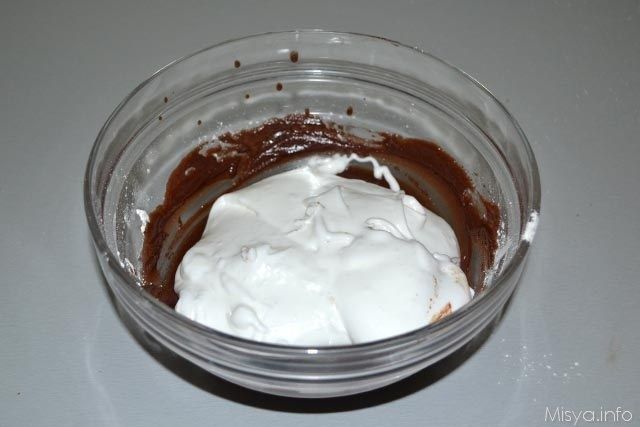 lachtarista-cupcake-me-gemisi-sokolatas4_