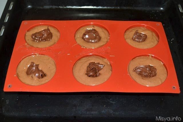 lachtarista-cupcake-me-gemisi-sokolatas6_