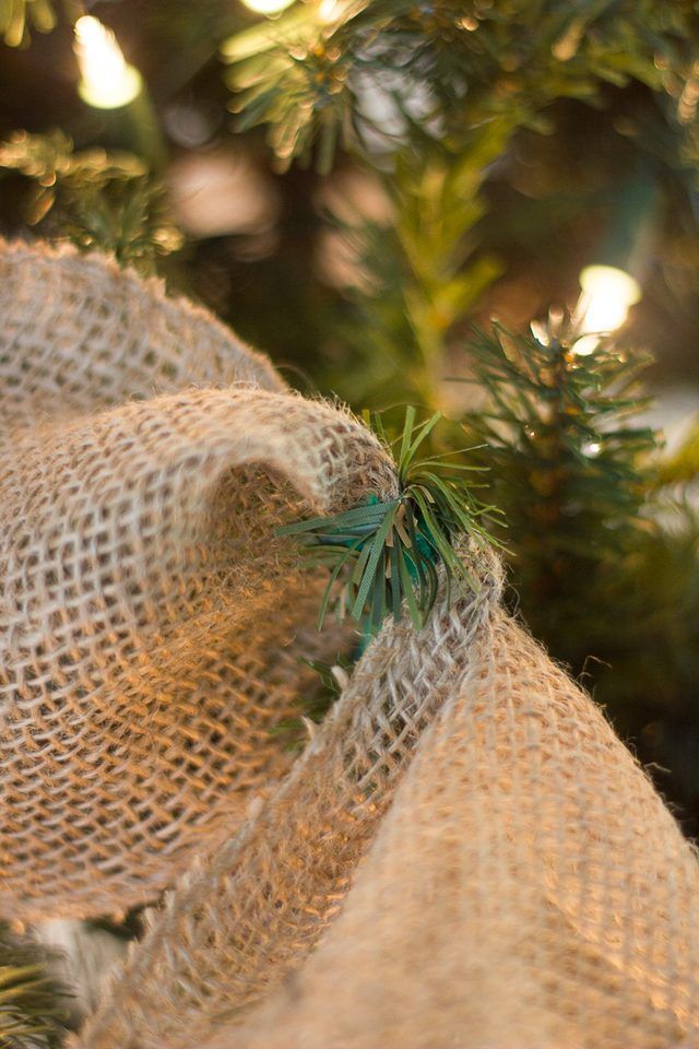 pos-na-valete-kordela-girlanta-sto-christougenniatiko-dentro14_