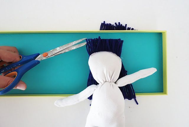 ftiaxe-me-kaltses-mia-omorfi-koukla8_