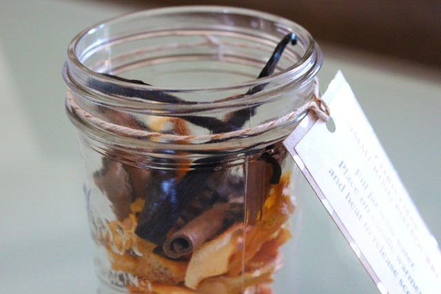 ftiaxte-to-diko-sas-pot-pouri-gia-ta-christougenna12_