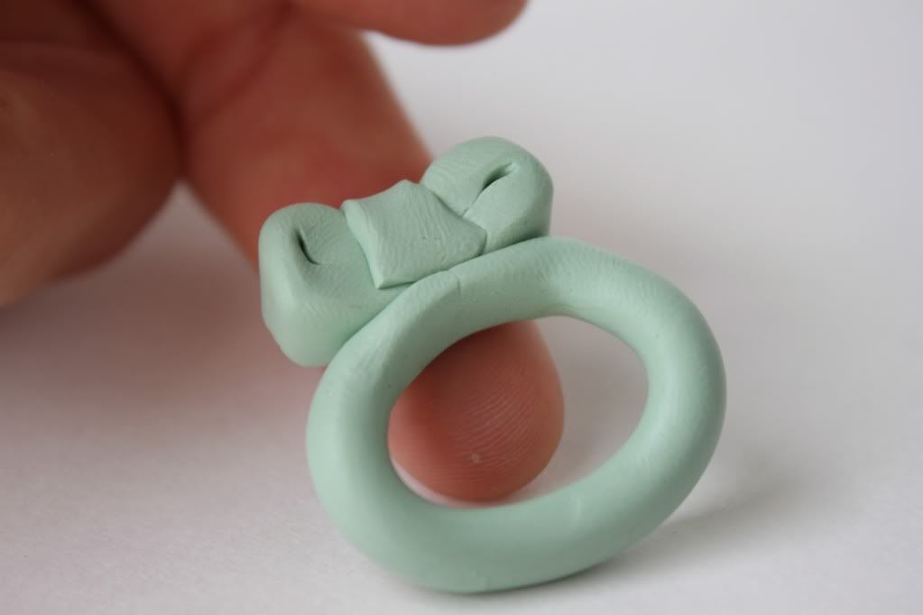 chiropiito-dachtilidi-me-fiogko-ke-glitter5_