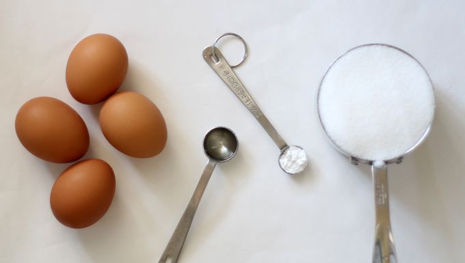 liomeni-chionanthropi1_