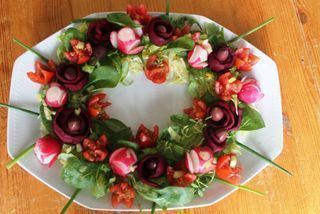 christougenniatikes-salates11_