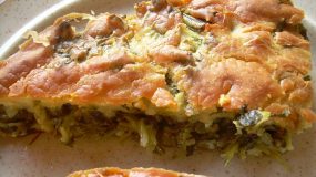 Λαχανόπιττα με χυλό - Aυθεντική χωριάτικη πίτα από την Κοκκινοράχη Γορτυνίας!