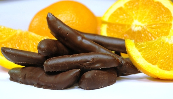Μπαστουνάκια πορτοκαλιού με σοκολάτα