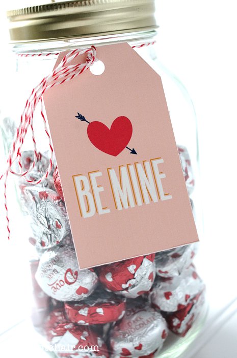 Απίστευτες χειροτεχνίες με γυαλινα βαζάκια για να εκφράσετε την αγάπη σας την ημέρα του Αγίου Βαλεντίνου