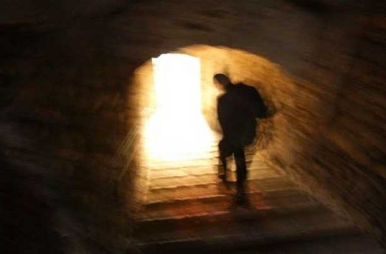 Γιατί οι νεκροί «έρχονται» στα όνειρά μας;