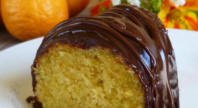 Κέικ Πορτοκαλιού με γλάσο σοκολάτας νηστίσιμο