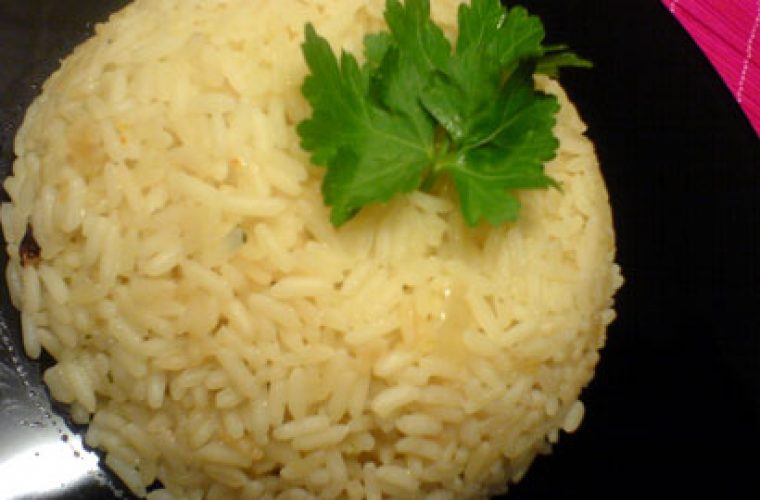 Γιατί δεν πρέπει να τρώμε το ρύζι που περίσσεψε, την επόμενη ημέρα