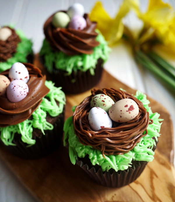 Σοκολατένιες πασχαλινές φωλιές cupcakes!