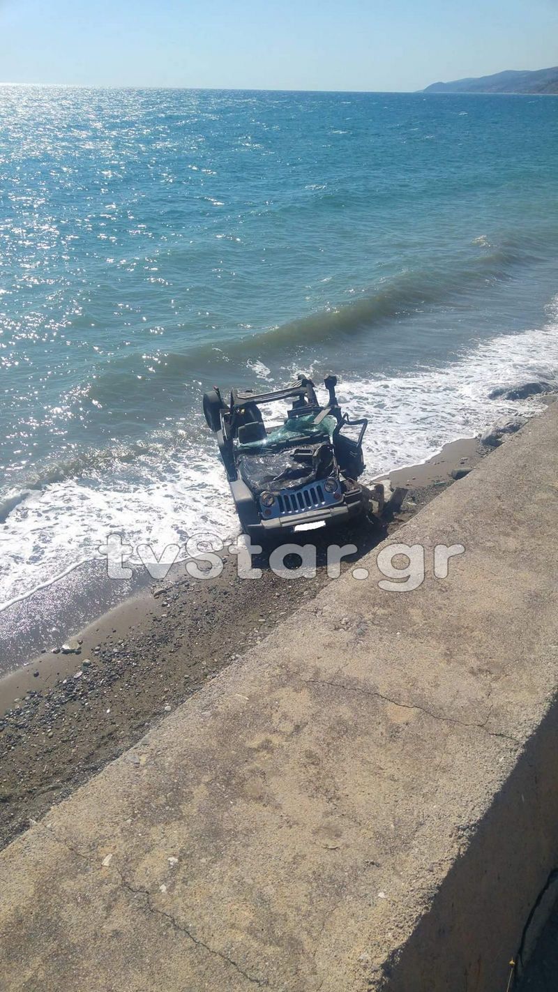 Θρήνος στην Κύμη από πολύνεκρο τροχαίο - Η αρραβωνιαστικιά του ξεψύχησε δίπλα του! Χαροπαλεύουν δυο άνθρωποι 4 θρηνος στην κυμη3