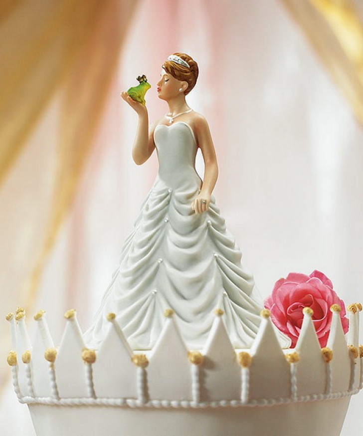 17 Υπέροχες και Πονηρές Τούρτες Γάμου που Κάνουν Θραύση στο Διαδίκτυο! Με την 11η θα Κοκκινίσετε!