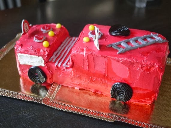 Ιδέες για παιδικές τούρτες και cupcakes!Για αγόρια και κορίτσια