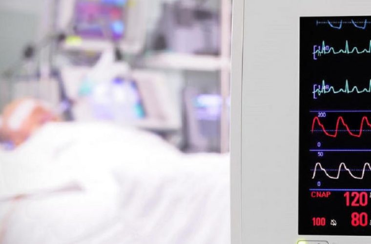 Τραγικό: Καρκινοπαθής στη Λάρισα ζήτησε να τον «κρατήσουν» ζωντανό για να πάρει σύνταξη η γυναίκα του