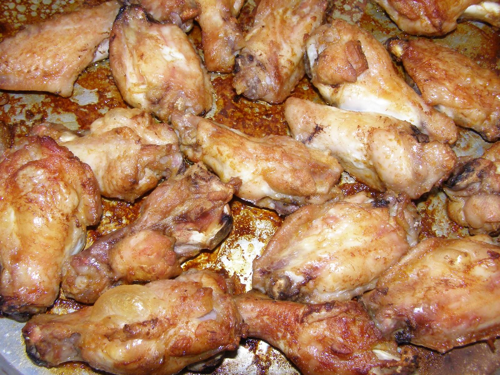 Φτερούγες με μουστάρδα και πάπρικα Πολύ εύκολη λύση και πεντανόστιμη ,που θα λατρέψετε !