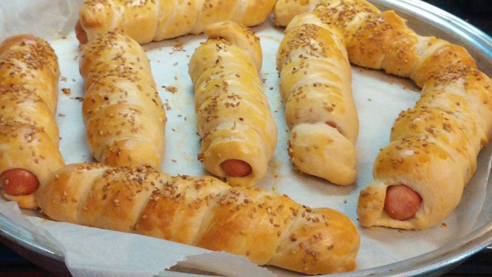 HOT DOG ΦΟΥΡΝΟΥ Μια συνταγή για πολλές χρήσεις! HOT DOG ΦΟΥΡΝΟΥ Μια συνταγή για πολλές χρήσεις!