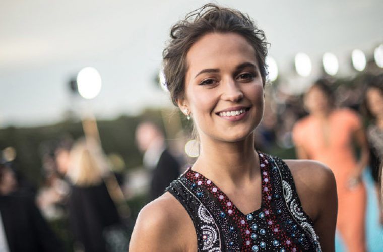 Αυτό είναι το φόρεμα που όλες θέλουμε στη ντουλάπα μας