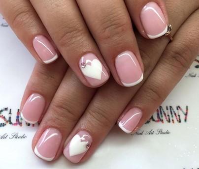 39 μοναδικές γιορτινές ιδέες για γαλλικό μανικιούρ!