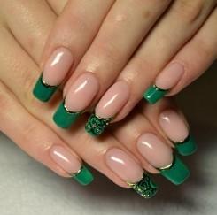 39 μοναδικές γιορτινές ιδέες για γαλλικό μανικιούρ!