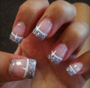 39 μοναδικές γιορτινές ιδέες για γαλλικό μανικιούρ!