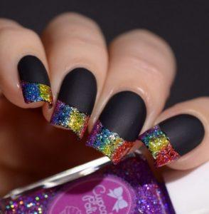 39 μοναδικές γιορτινές ιδέες για γαλλικό μανικιούρ!