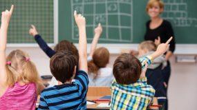 Δημοτικό Σχολείο: Τι πρέπει να γνωρίζετε για τις απουσίες μαθητών και για την ενημέρωση των γονέων από τους δασκάλους