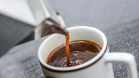 10 κόλπα για να κάνετε τον καφέ σας πιο γευστικό!
