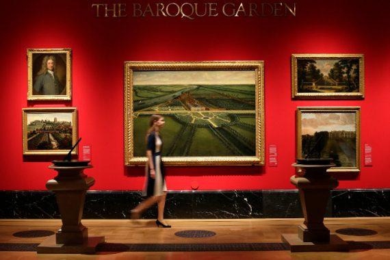 Ετσι είναι το παλάτι του Μπάκιγχαμ: 775 δωμάτια, χρυσό, φλύαρη πολυτελής διακόσμηση, μυστικές πόρτες! (εικόνες)