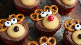 Υπέροχα cupcakes τάρανδοι για να σας μείνουν αυτές οι γιορτές αξέχαστες!