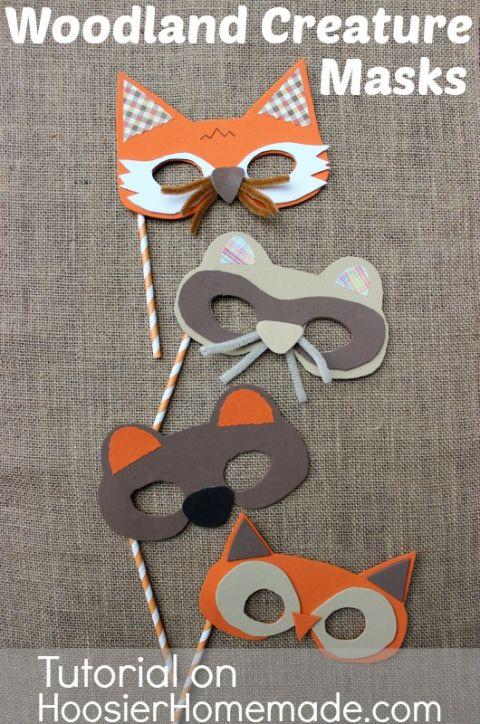 Φτιάξτε με τα παιδιά σας εύκολες αποκριάτικες μάσκες σε λίγα μόλις λεπτά