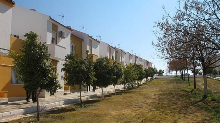 Απίστευτο! αυτή είναι η πόλη που δεν υπάρχει αστυνομία, η ανεργία είναι 0% , ο μισθός είναι 1200 ευρώ και τα σπίτια με 15 ευρώ τον μήνα. 13 πολη χωρις αστυνομια13