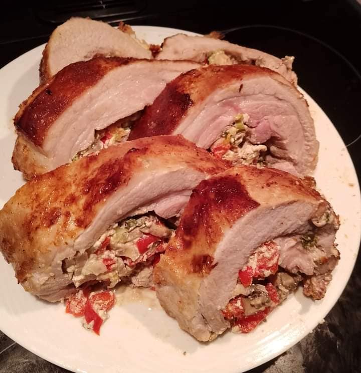 Χοιρινό Ρολό από πανσέτα γεμιστό – Η Απόλυτη συνταγή για τραπέζι