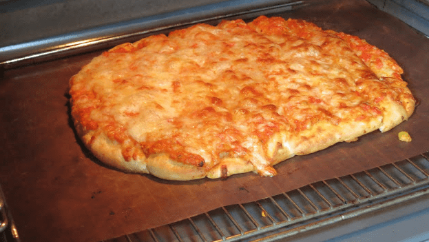 Πίτσα αρωματική σε ράβδους…όχι χρυσού… αλλά νοστιμιάς…γιατί έτσι μας αρέσει…