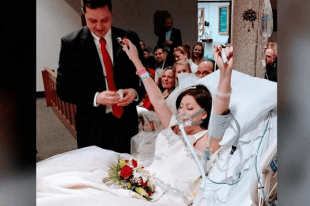 Είχε 18 Ώρες Μέχρι Να «Φύγει» Μα Βρήκε Δύναμη & Παντρεύτηκε Τον Καλό Της Μέσα Στο Νοσοκομείο
