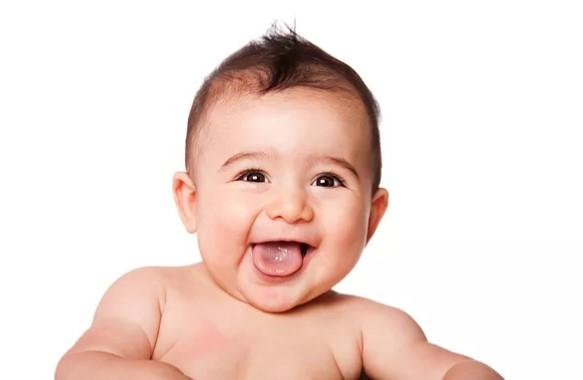 Πώς το μέγεθος του κεφαλιού του μωρού συνδέεται με την νοημοσύνη του, σύμφωνα με μια έρευνα;