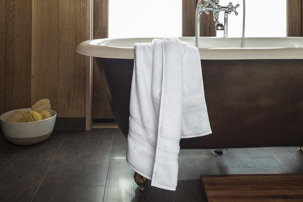 Δες τι σοβαρό πρόβλημα μπορεί να προκαλέσει στην υγεία σου η πετσέτα μπάνιου!