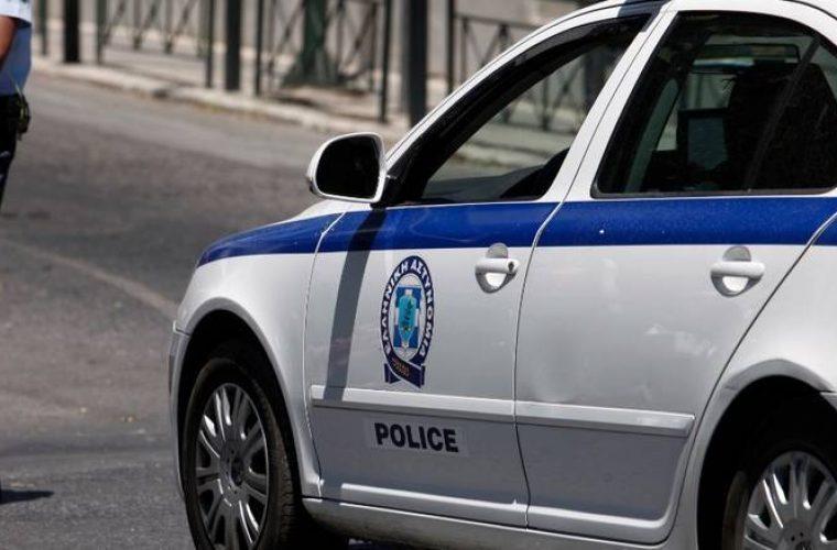 Σαν αστυνομικό μυθιστόρημα: Έστειλε πυροκροτητές στην κουμπάρα της στον Βόλο γιατί της χρωστούσε!