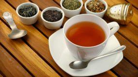 Σύμφωνα με μια νέα κινεζική επιστημονική έρευνα: το καυτό τσάι αυξάνει τον κίνδυνο καρκίνου του οισοφάγου για όσους πίνουν αλκοόλ και καπνίζουν