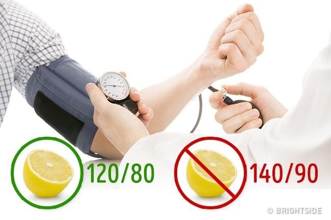 Înainte de culcare pune o lămâie feliată lângă tine și vezi ce se va întâmpla ....