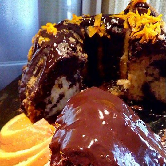 Κέικ δίχρωμο με γλάσο σοκολάτας !!!-Νηστίσιμο -με μοναδική γεύση!