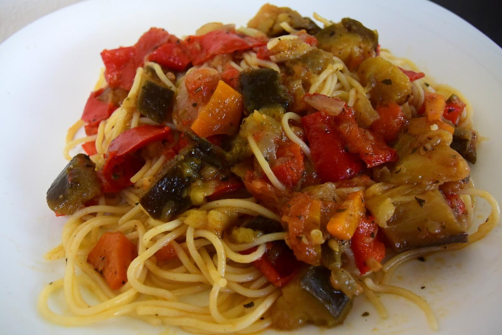 Συνταγή για λαχταριστά μακαρόνια με λαχανικά