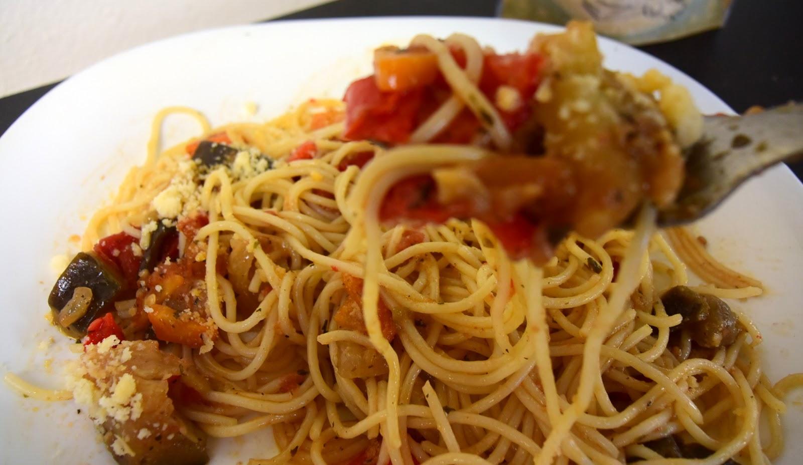 Συνταγή για λαχταριστά μακαρόνια με λαχανικά